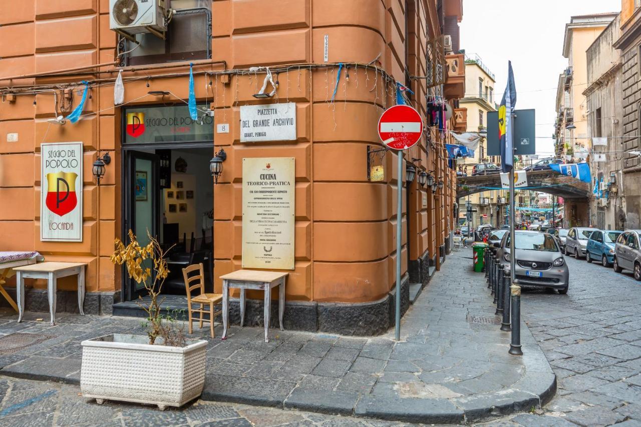 Golden Shell At Historical Center By Napoliapartments Exterior photo